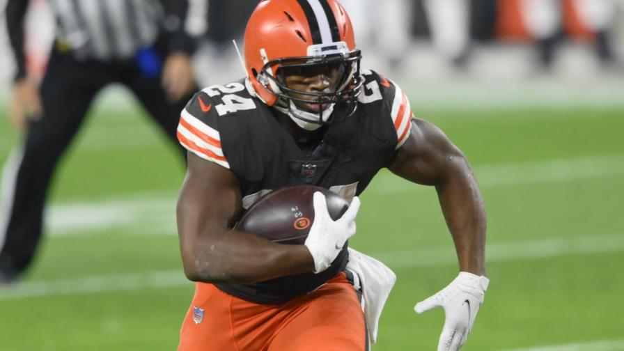 Los Browns recuperan a Chubb; Mayfield en duda ante Houston
