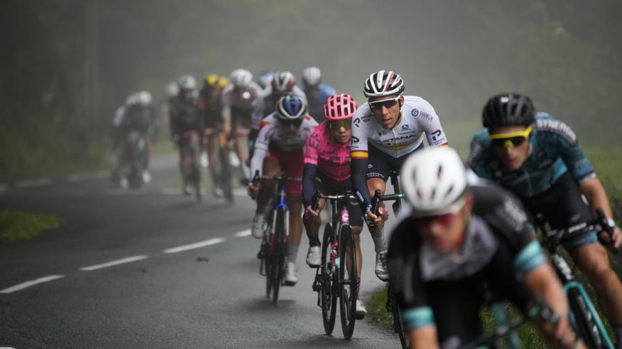 Tour: Konrad gana la 16ta etapa, Pogacar firme como líder