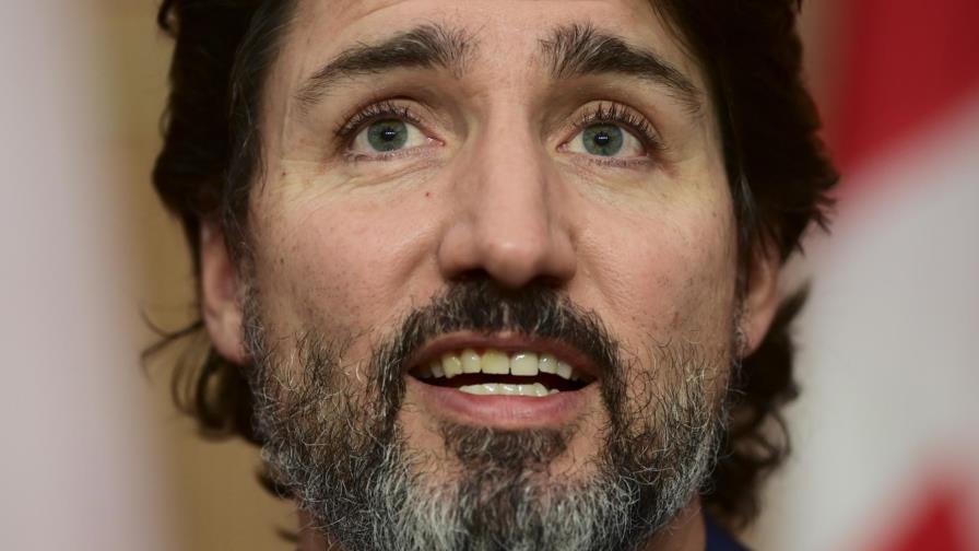 Trudeau reestructura gabinete, nombra canciller a astronauta