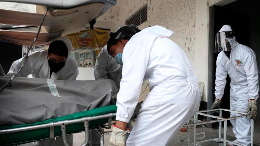 Los muertos por COVID-19 ya superan a los asesinados en 2019 en México Los muertos por COVID-19 ya superan a los asesinados en 2019 en México