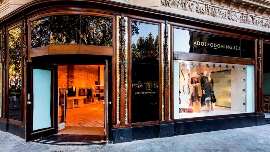 Adolfo Domínguez lanza una nueva edición limitada basada en la sostenibilidad