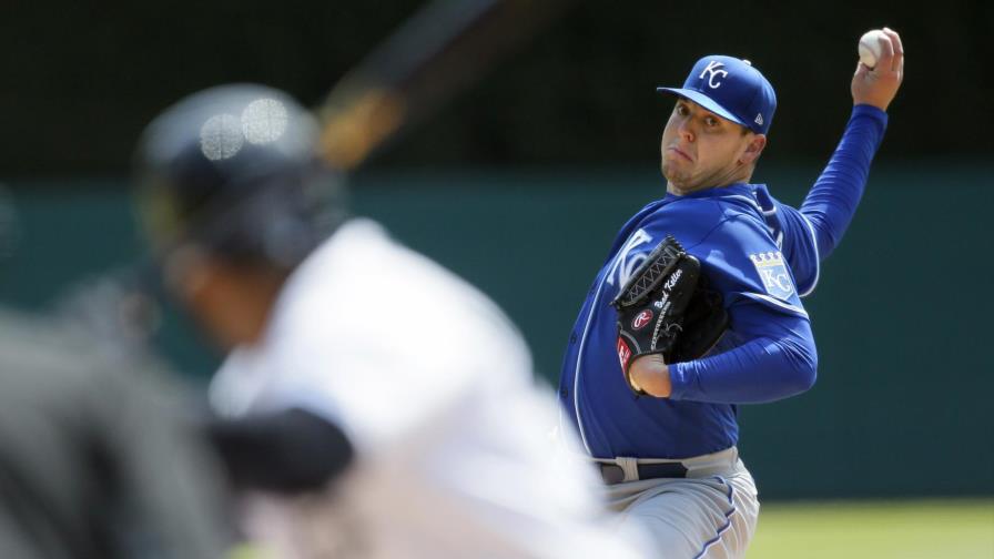 Reales vencen 3-2 a Tigres y completan barrida