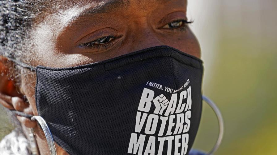 Cinco estados de EEUU eliminan lenguaje y símbolos racistas