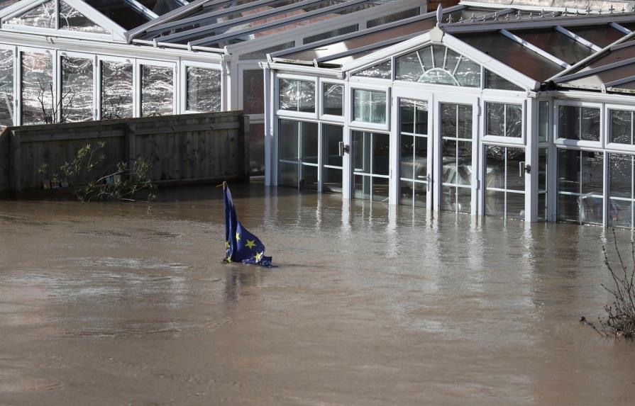 Gran Bretaña se prepara para más inundaciones tras tormenta