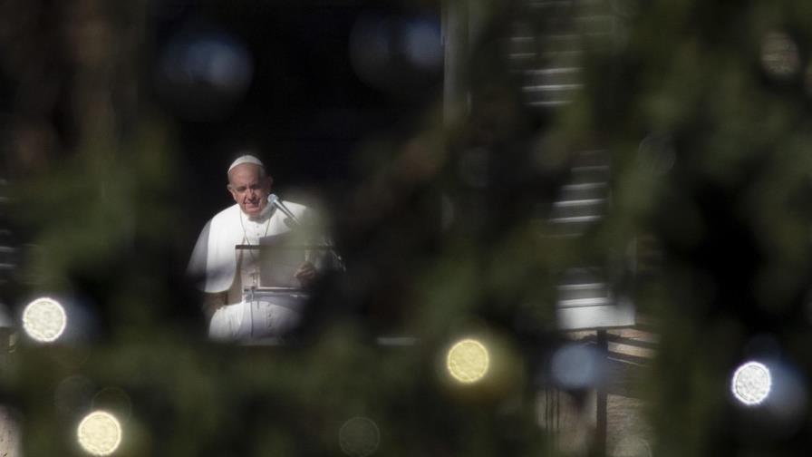Papa Francisco elogia las escenas de la Natividad