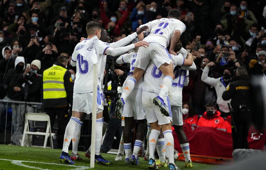 Real Madrid y Barsa plantean alternativa a plan de la Liga