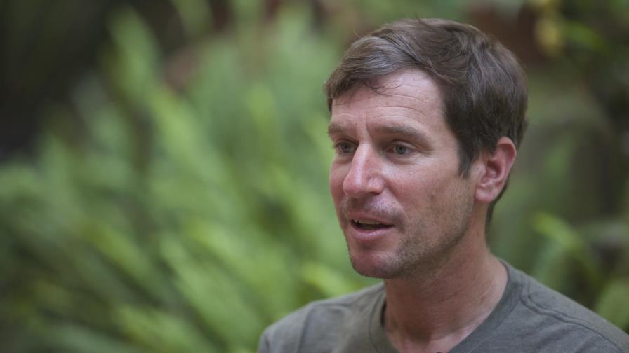 Hay al menos 100 casos de coronavirus en Everest, dice guía