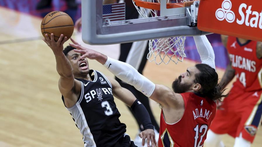 DeRozan consigue 32 puntos; Spurs superan a Pelicans