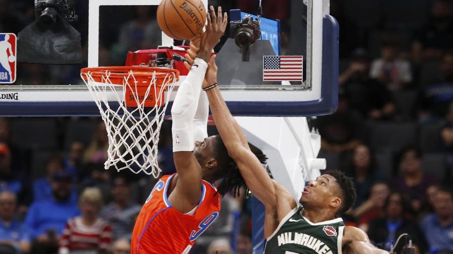 Con 36 puntos de Giannis, los Bucks vencen al Thunder