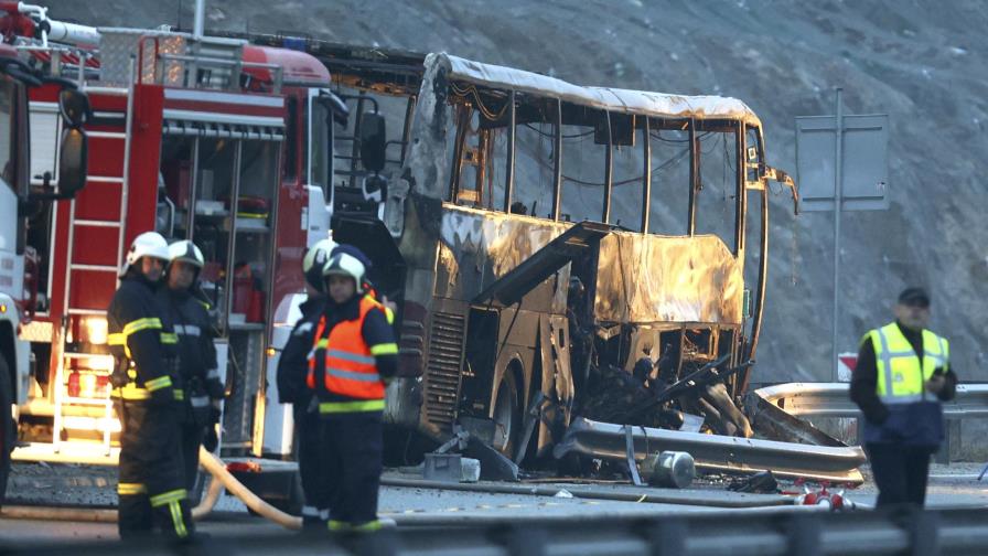 Error humano habría causado accidente de autobús en Bulgaria Error humano habría causado accidente de autobús en Bulgaria
