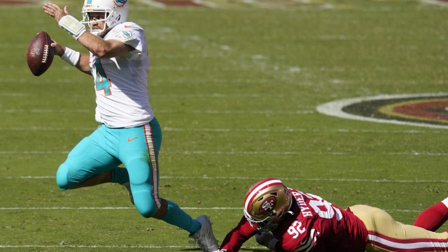 Fitzpatrick luce casi perfecto y Dolphins sorprenden a 49ers Fitzpatrick luce casi perfecto y Dolphins sorprenden a 49ers