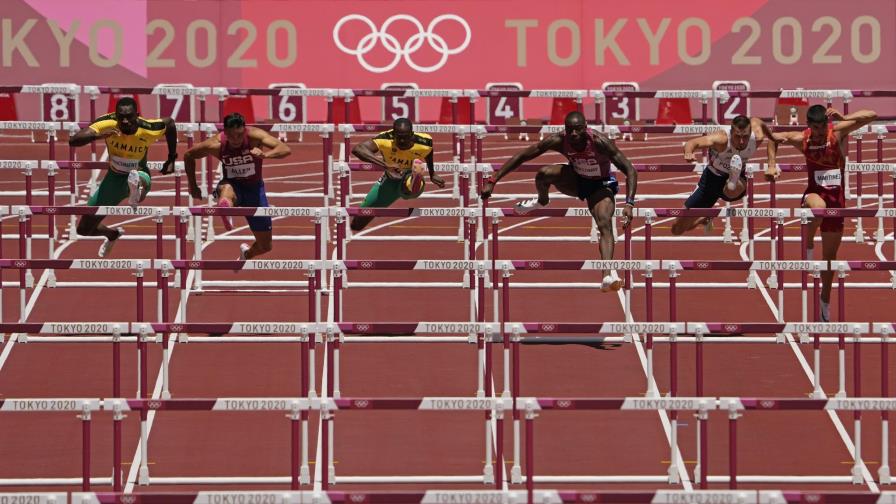 EEUU queda fuera de la final en el relevo 4x100 EEUU queda fuera de la final en el relevo 4x100