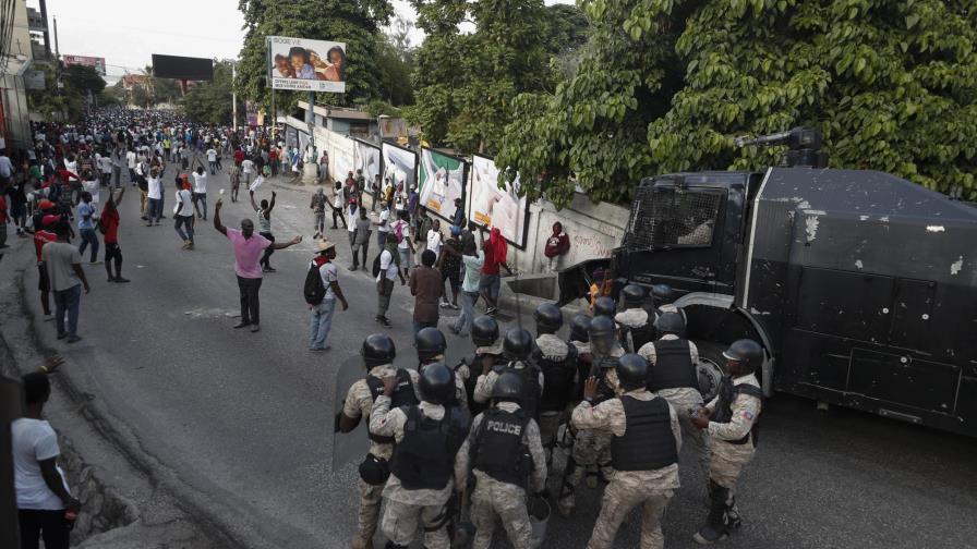 Presidente de Haití enfrenta quinta semana de protestas