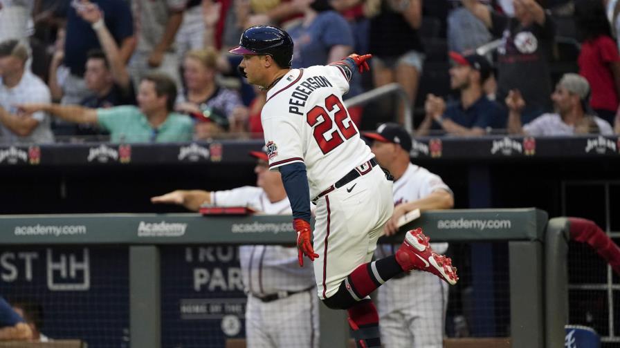 Pederson pega jonrón y Bravos arrollan a Rays