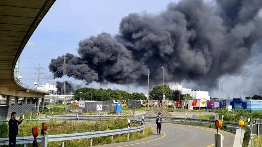 Una explosión en área industrial remece Leverkusen, Alemania
