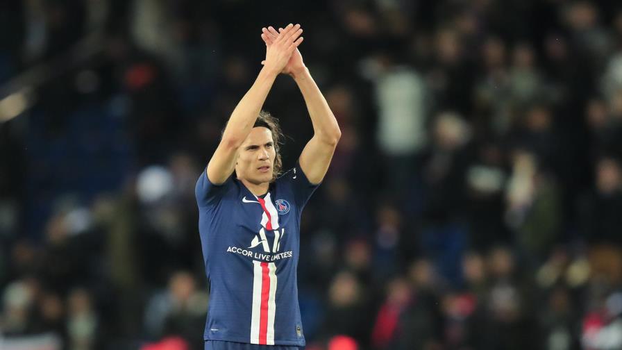 Con su futuro en PSG en duda, Cavani se muestra paciente