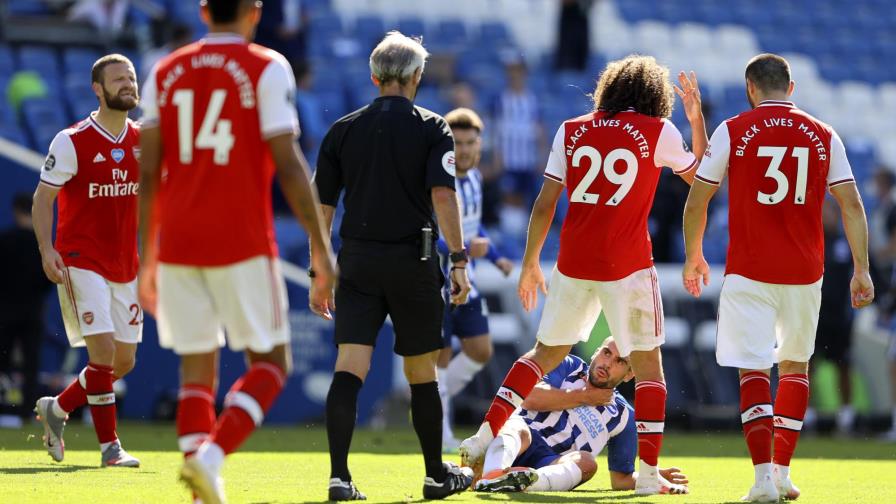 Watford sorprende a Leicester; Brighton al Arsenal