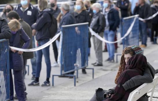 El virus golpea a Europa Oriental ante pocas restricciones El virus golpea a Europa Oriental ante pocas restricciones