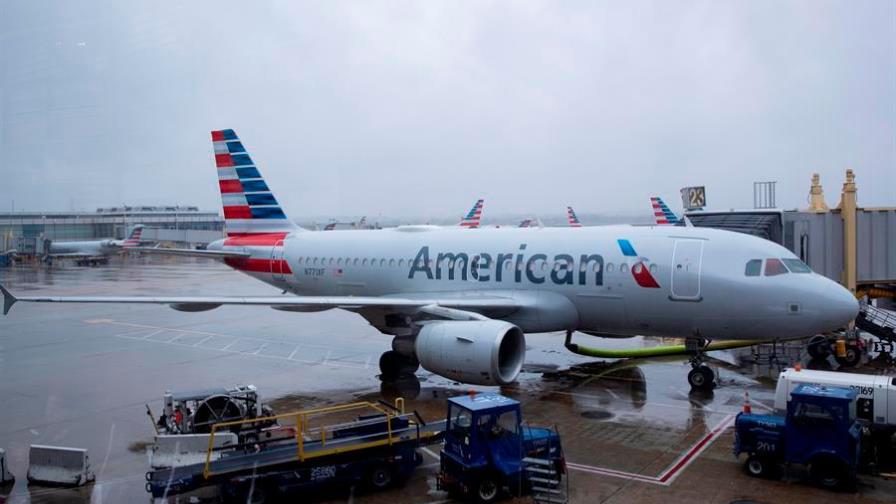 American Airlines niega interés en una fusión con United tras especulaciones