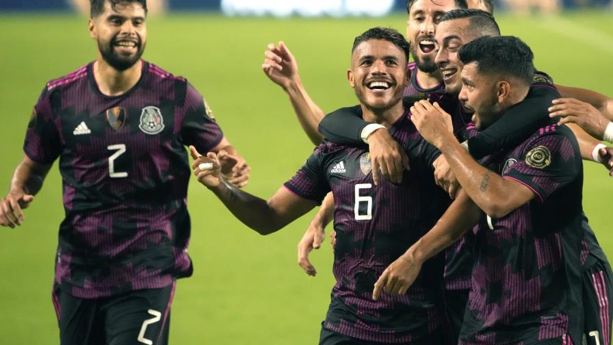 México golea a Honduras y se coloca en semis de Copa de Oro