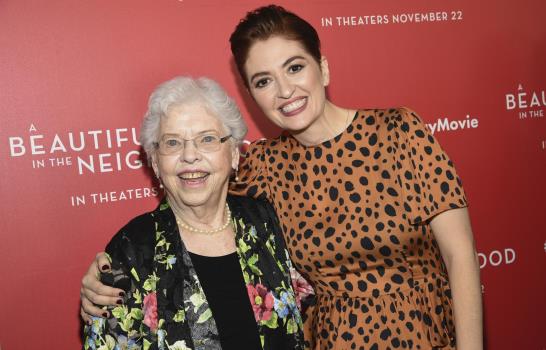 Hanks no quiso ser Mr. Rogers, hasta que conoció a Heller Hanks no quiso ser Mr. Rogers, hasta que conoció a Heller