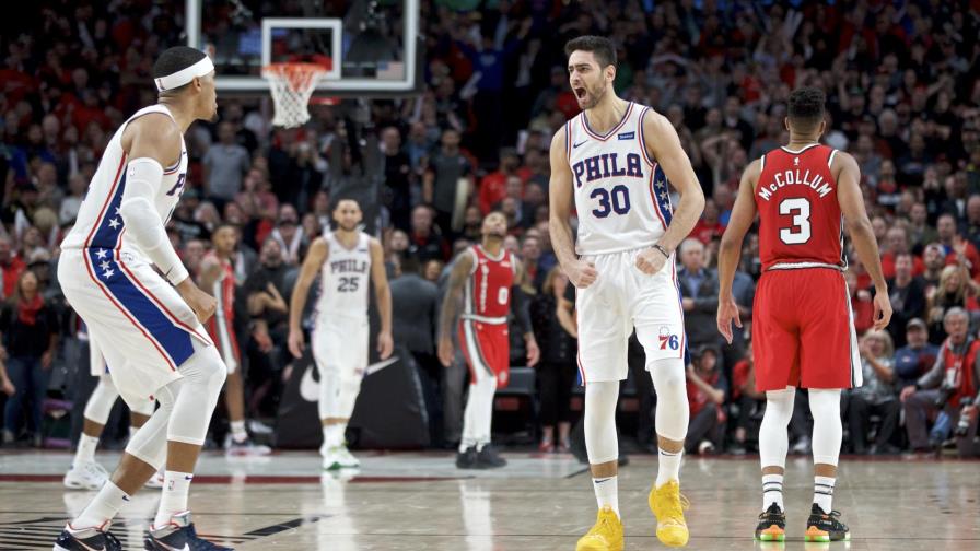 Triple de Korkmaz da triunfo a 76ers sobre Blazers Triple de Korkmaz da triunfo a 76ers sobre Blazers