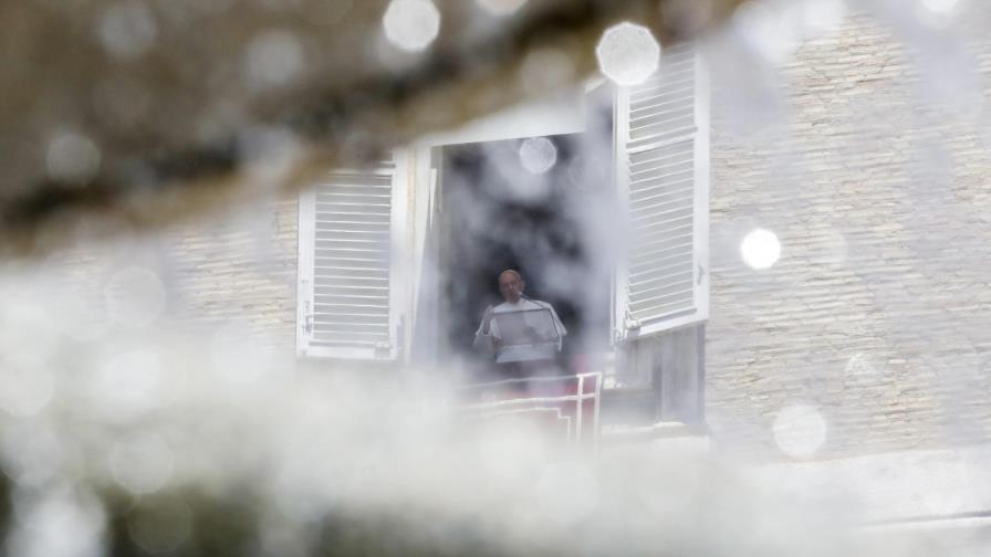 El papa reza por México tras un fuerte sismo