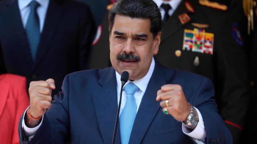 Maduro suspende por un mes vuelos a Venezuela desde Europa y Colombia por coronavirus Maduro suspende por un mes vuelos a Venezuela desde Europa y Colombia por coronavirus