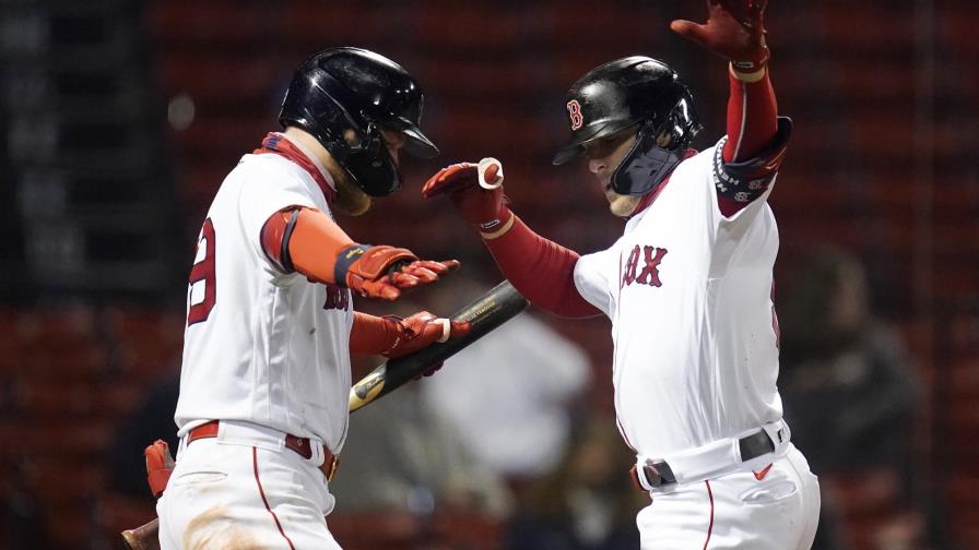 Con 4 jonrones, Medias Rojas se imponen a Tigres