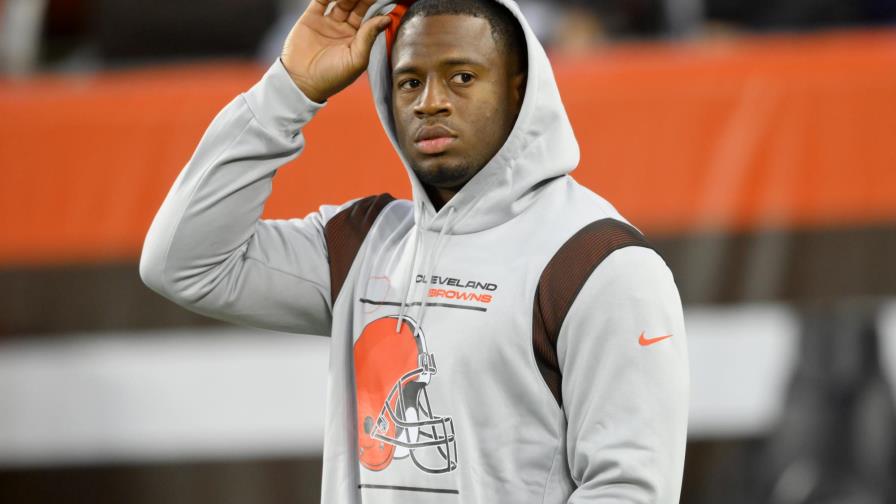 Chubb, de Browns, se perderá duelo ante Patriots por COVID