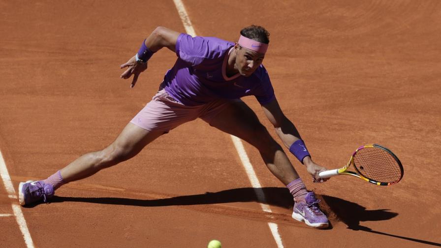 Rafael Nadal mantiene el rumbo en Madrid, Garín aparta a Medvedev