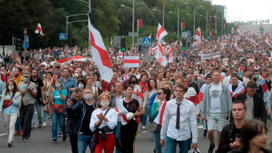 Más de 600 detenidos en protestas en Bielorrusia, entre ellos periodistas