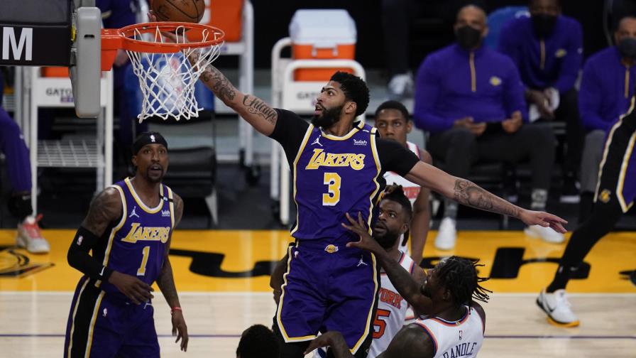 Horton-Tucker brilla en la prórroga, Lakers superan a Knicks
