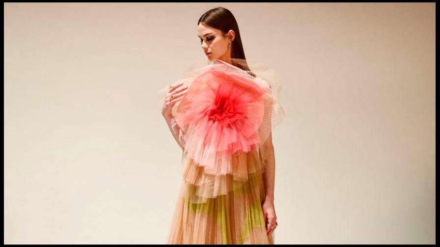 El oscuro cuento de hadas de Dior convierte Versalles en una pasarela