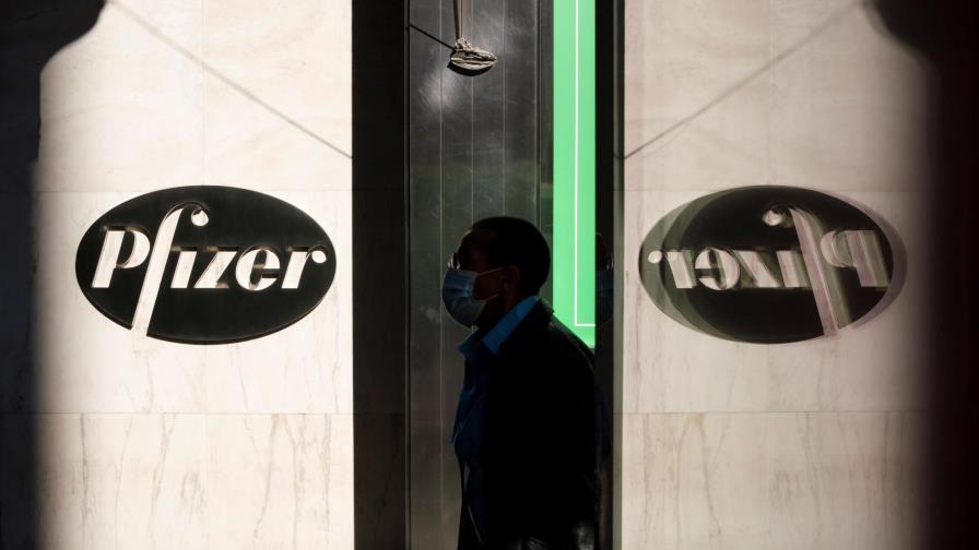 Pfizer recorta las dosis de la vacuna anti-COVID-19 que espera fabricar en 2020