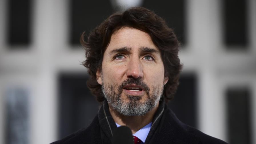 Canadá exigirá a visitantes pruebas negativas de COVID-19
