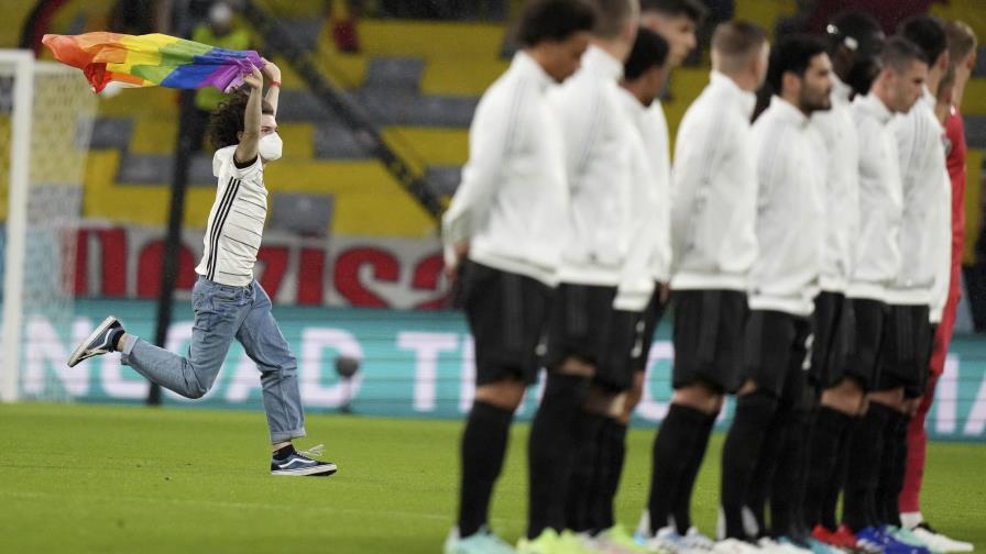UEFA investigará incidentes en juego de Hungría en la Euro UEFA investigará incidentes en juego de Hungría en la Euro