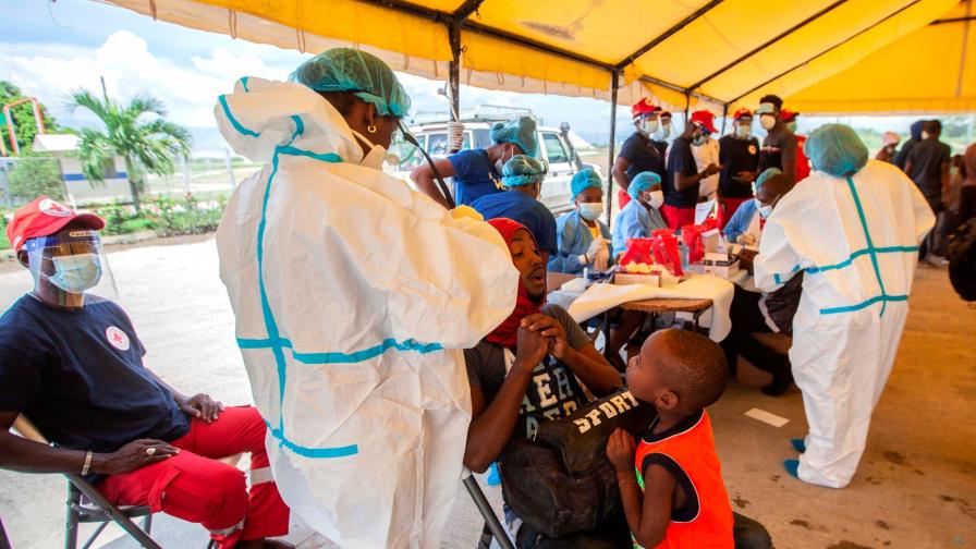Cayeron en octubre los arrestos de haitianos en frontera entre EEUU y México