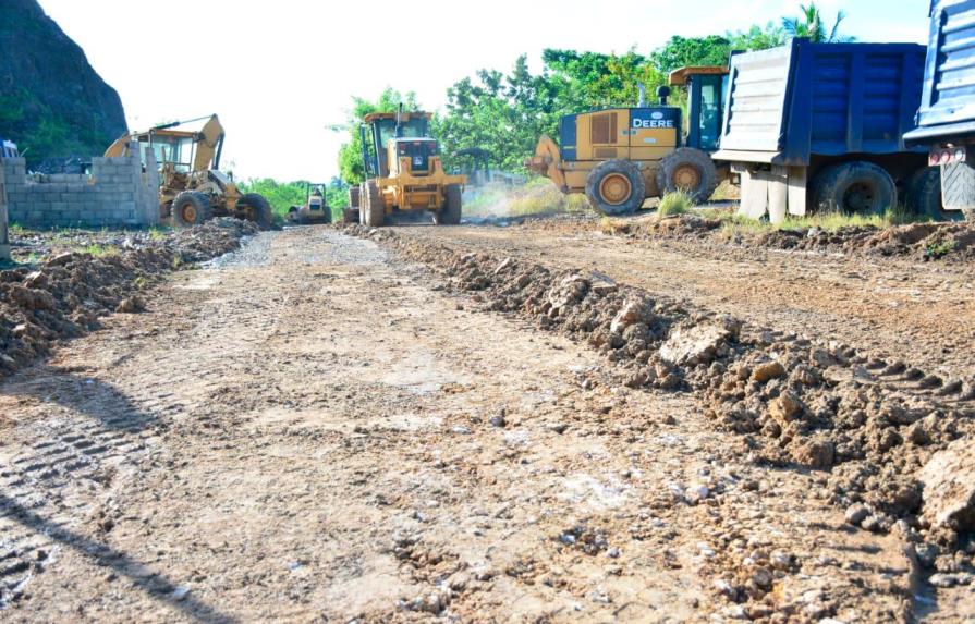 Gobierno dispone reparación de caminos rurales en Bajo Yuna 