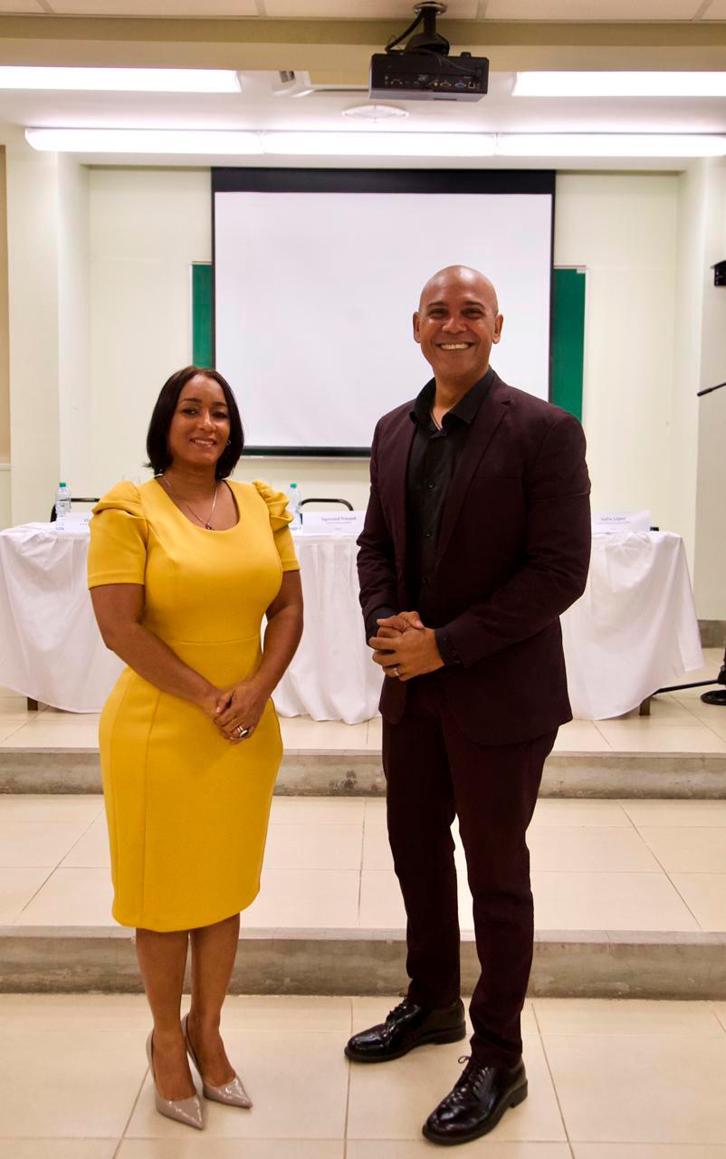Amarilis Castro y Salvador Batista.
