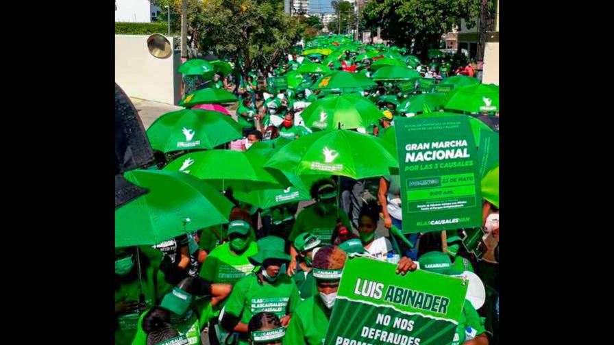 La mujer y las revoluciones que “tienen lugar”