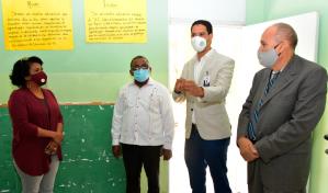 Minerd inició evaluaciones en los centros educativos a 12 días para docencia