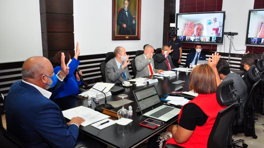 Darán certificados de bachiller definitivos a estudiantes con asignaturas pendientes