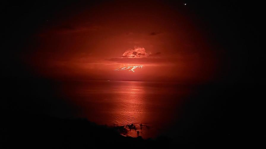 Ecuador: Nueva erupción en volcán de Islas Galápagos