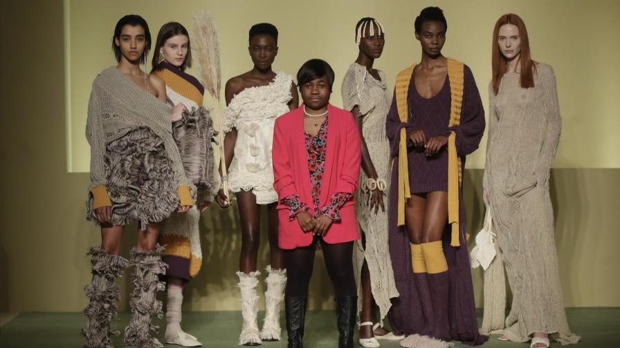 Diseñadores nacidos en África inician Semana de Milán