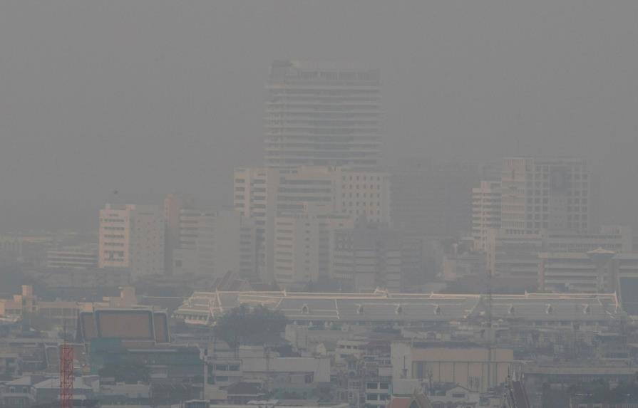 Bangkok cubierta por niveles insalubres de contaminación