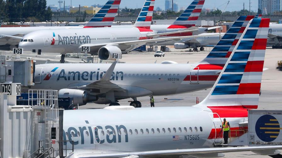 Cinco grandes aerolíneas de EE.UU. reciben ayuda federal debido a la COVID