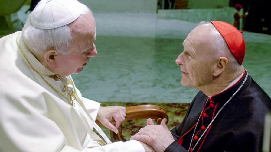 Informe McCarrick obliga a Iglesia a debatir poder y abusos
