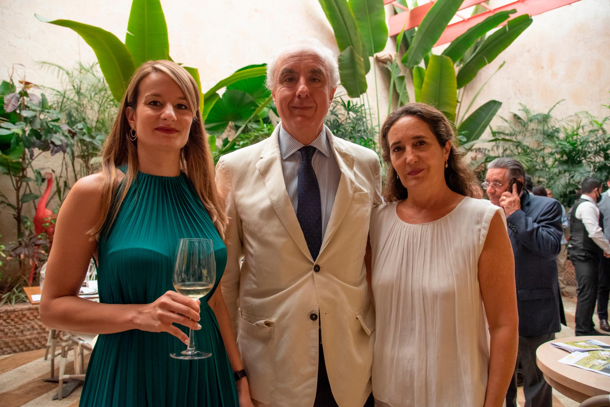 Clara Fernández, Pablo Gómez de Olea y María Henríquez de Luna.