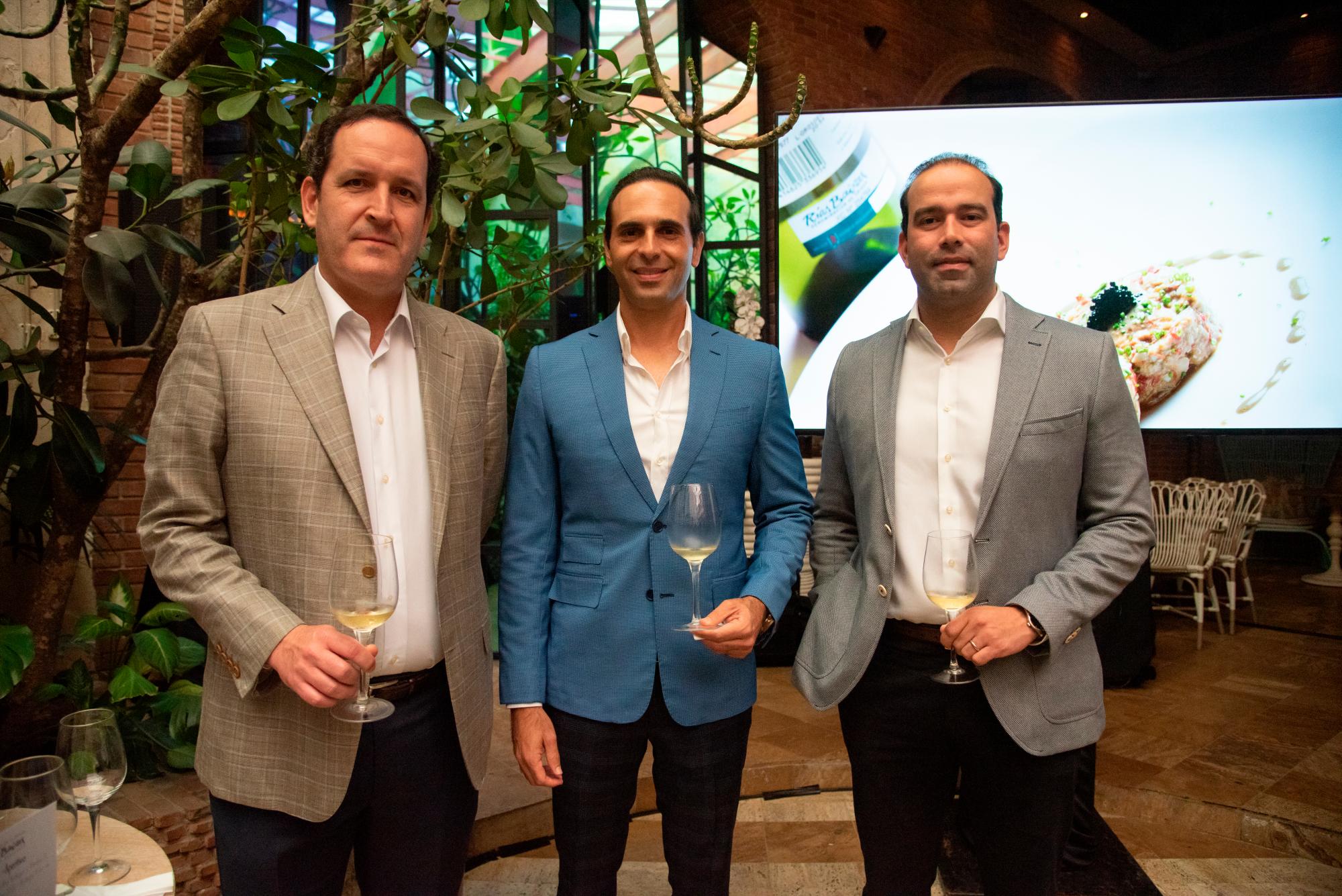 José Antonio Álvarez (hijo), César Dumit y Mariano González.